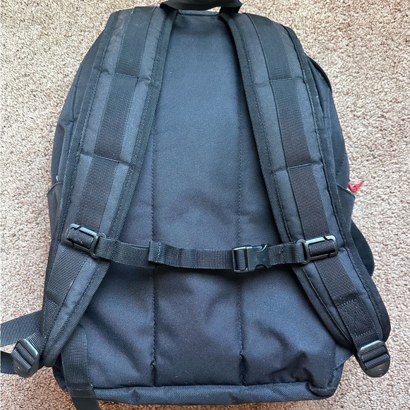 Herschel Supply Company Backpack - Picture 4 of 4